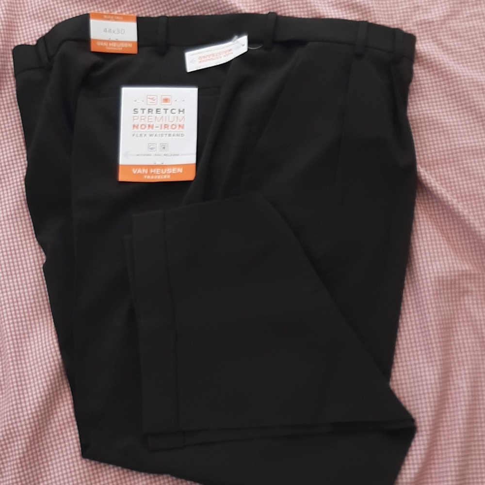 MENS CUFFED DRESS SLACKS 44X30 NWT